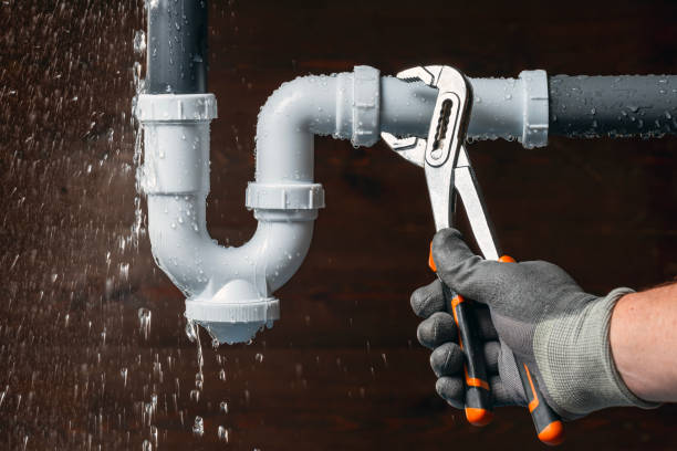 Professional Leak Detection technician working in Harrisburg, AR